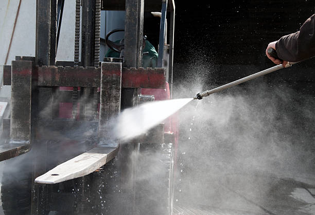 Best Residential Pressure Washing Services  in Deltona, FL